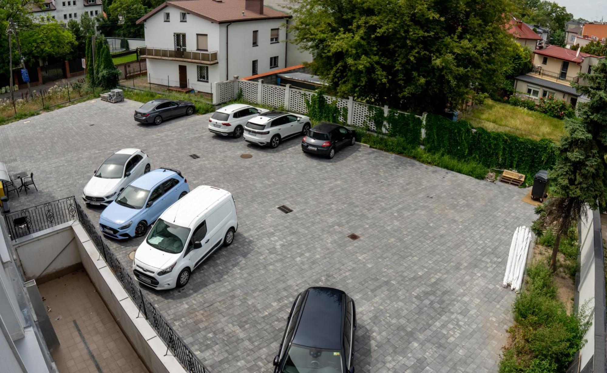 Sleep&Fly Okecie Warsaw Airport Bed & Breakfast ภายนอก รูปภาพ
